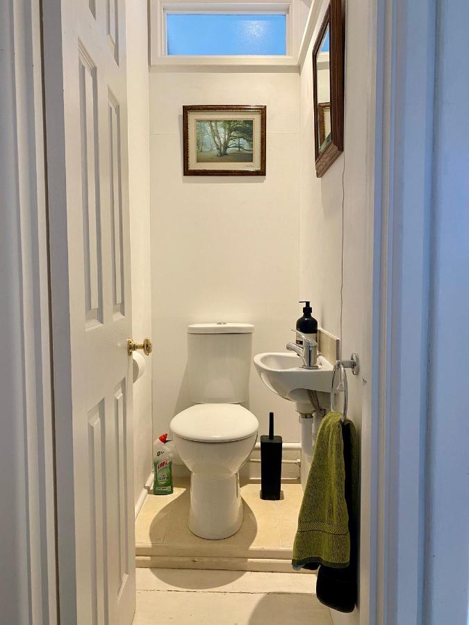Stunning Georgian Central Bath Home エクステリア 写真
