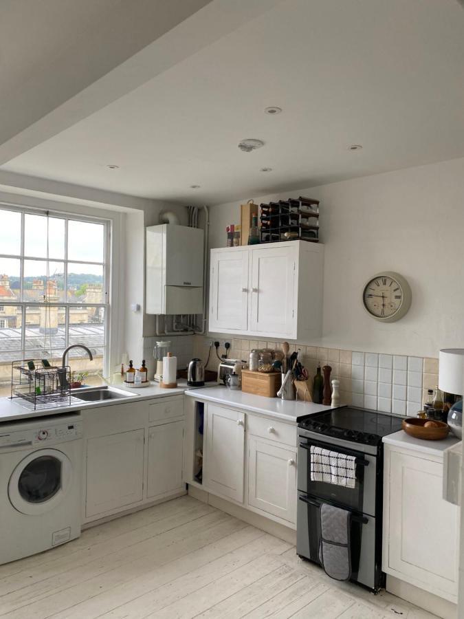Stunning Georgian Central Bath Home エクステリア 写真