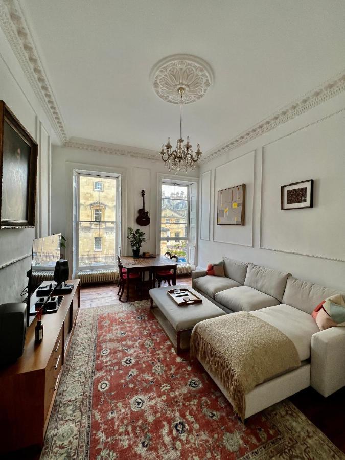 Stunning Georgian Central Bath Home エクステリア 写真