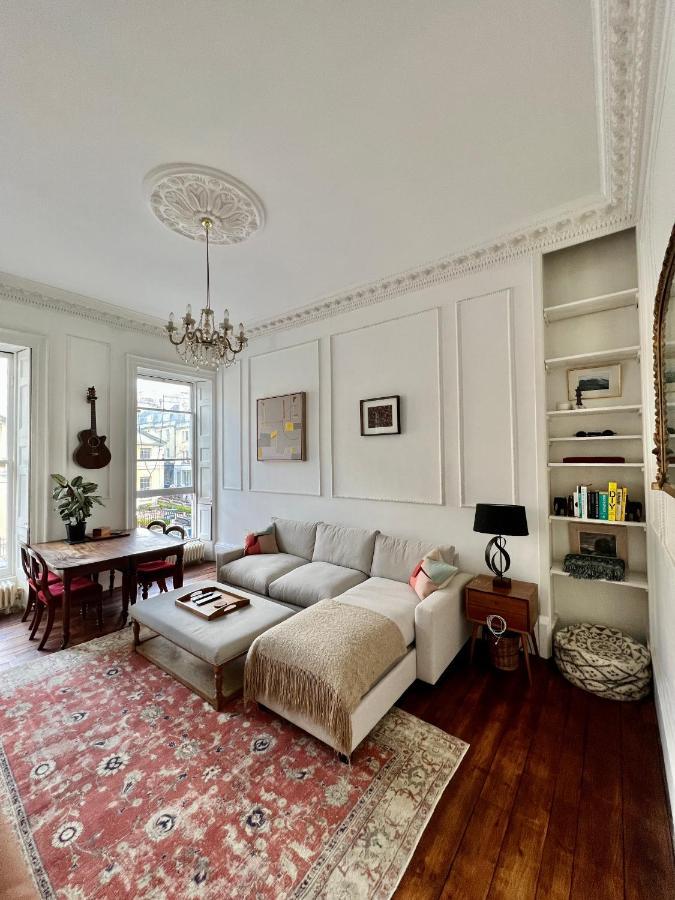 Stunning Georgian Central Bath Home エクステリア 写真